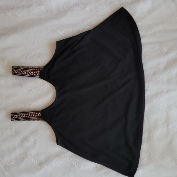 Body Central Aztec Design Crop Workout Top Size Small - Picture 2 of 5